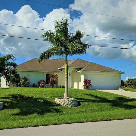 Villa Luhna 3 Bed / 2 Bath Canalfront Heated Pool Cabo Coral Exterior foto